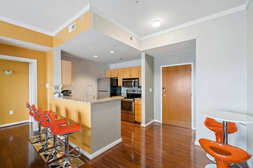 Cozy Condo @ Charlotte Nc! W/Pool- Walk To Uptown מראה חיצוני תמונה