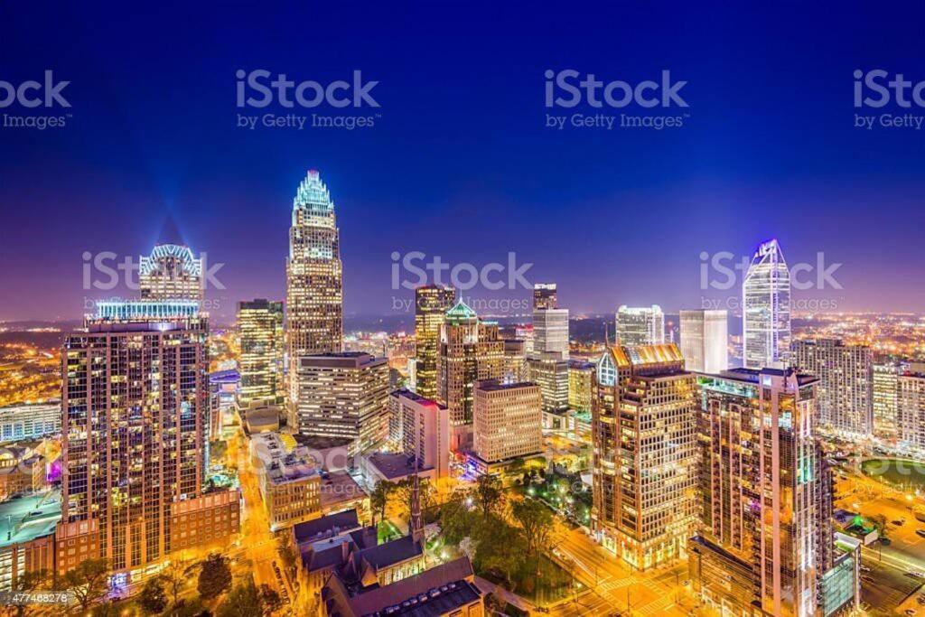 Cozy Condo @ Charlotte Nc! W/Pool- Walk To Uptown מראה חיצוני תמונה